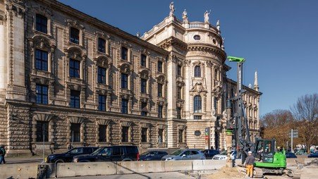 München, Karlsplatz
